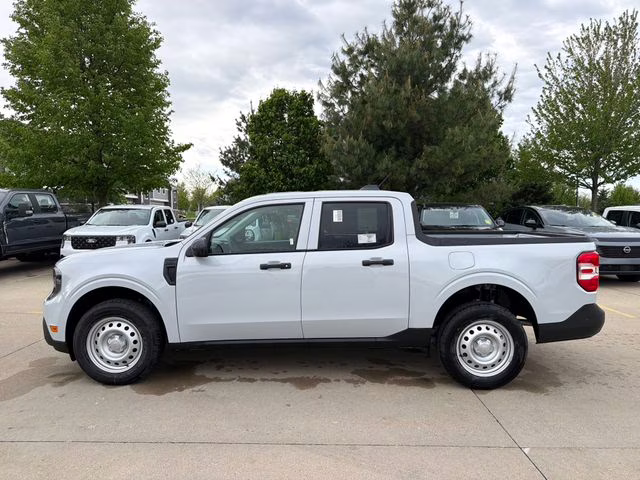 2026 Space White Metallic Ford Maverick XL FWD Truck