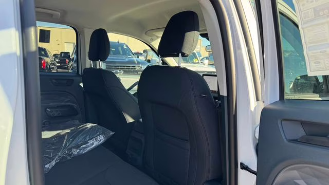 2026 Oxford White Ford Maverick XL FWD Truck