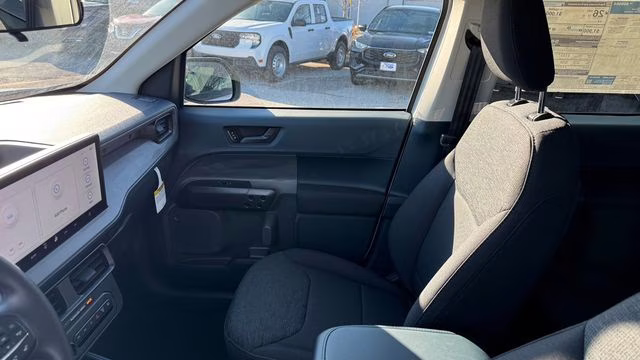 2026 Oxford White Ford Maverick XL FWD Truck