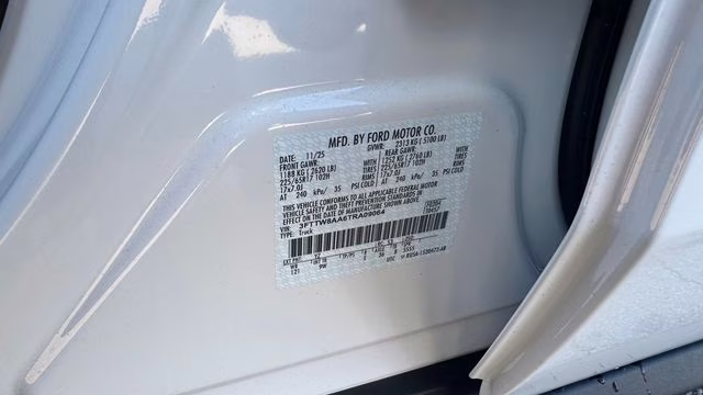 2026 Oxford White Ford Maverick XL FWD Truck