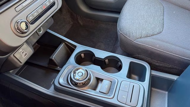 2026 Oxford White Ford Maverick XL FWD Truck