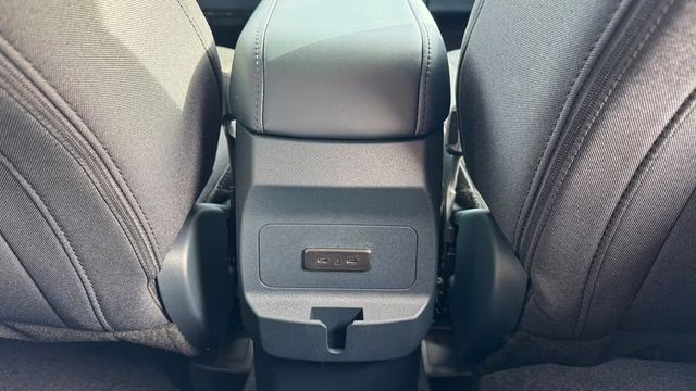 2026 Oxford White Ford Maverick XL FWD Truck