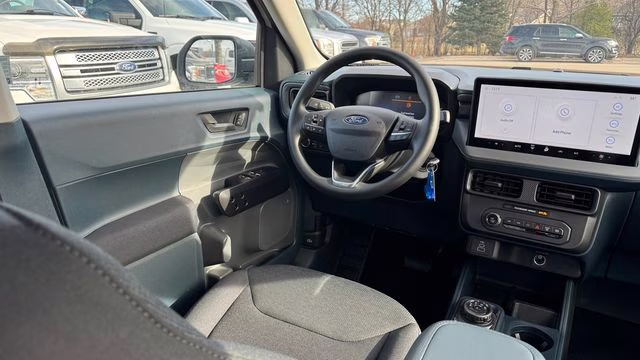 2026 Oxford White Ford Maverick XL FWD Truck