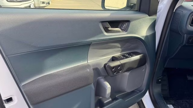 2026 Oxford White Ford Maverick XL FWD Truck