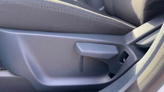 2026 Oxford White Ford Maverick XL FWD Truck