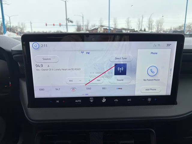 2026 White Metallic Ford Maverick XL AWD Truck