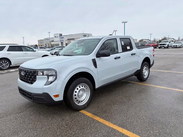 2026 White Metallic Ford Maverick XL AWD Truck