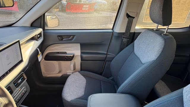 2026 Space White Metallic Ford Maverick XLT FWD Truck