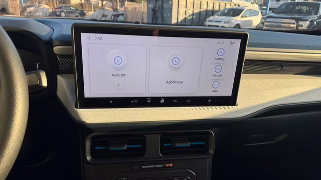 2026 Space White Metallic Ford Maverick XLT FWD Truck