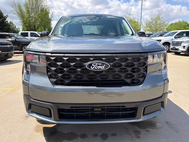 2026 Carbonized Gray Metallic Ford Maverick XLT FWD Truck