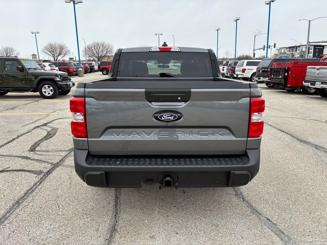 2026 Carbonized Gray Metallic Ford Maverick XLT FWD Truck