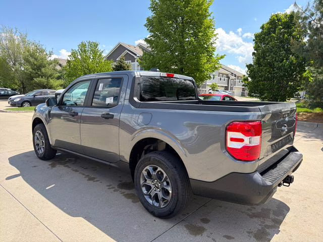 2026 Carbonized Gray Metallic Ford Maverick XLT FWD Truck