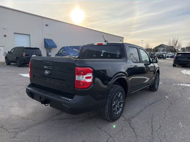 2026 Shadow Black Ford Maverick XLT FWD Truck