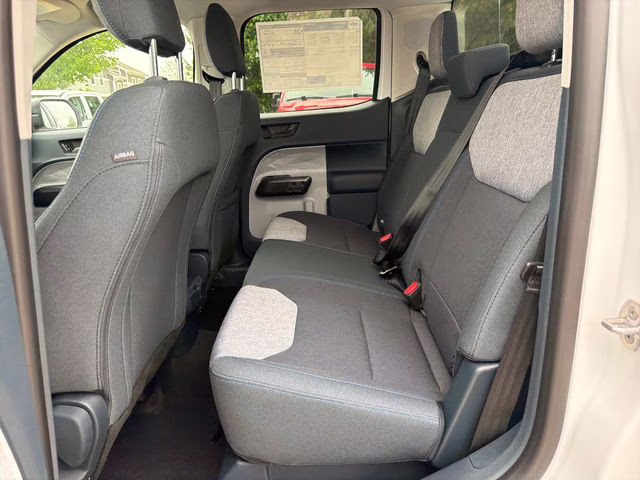2026 Oxford White Ford Maverick XLT FWD Truck