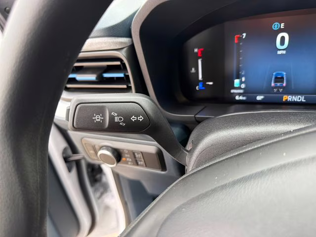 2026 Oxford White Ford Maverick XLT FWD Truck