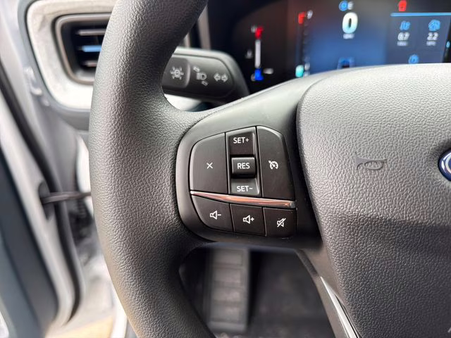 2026 Oxford White Ford Maverick XLT FWD Truck