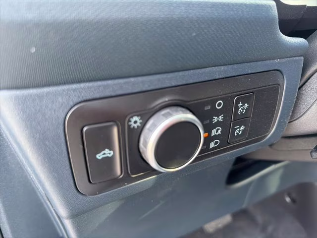 2026 Oxford White Ford Maverick XLT FWD Truck