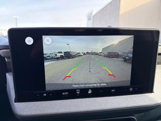 2026 Oxford White Ford Maverick XLT FWD Truck