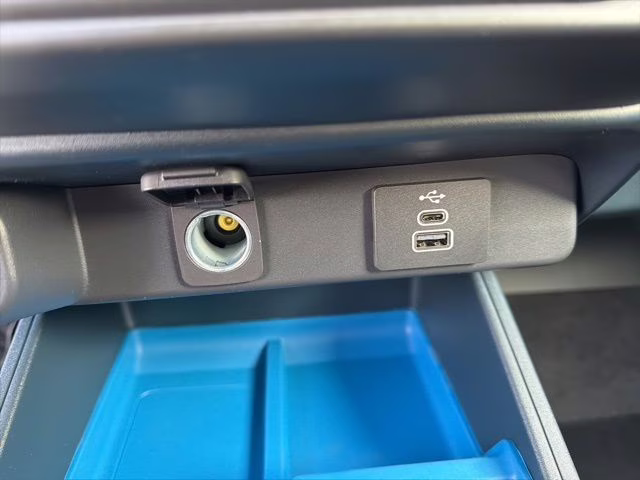 2026 Oxford White Ford Maverick XLT FWD Truck