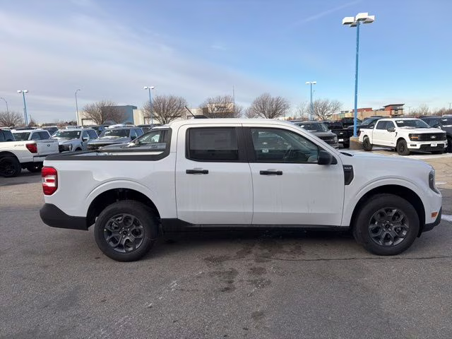 2026 Oxford White Ford Maverick XLT FWD Truck
