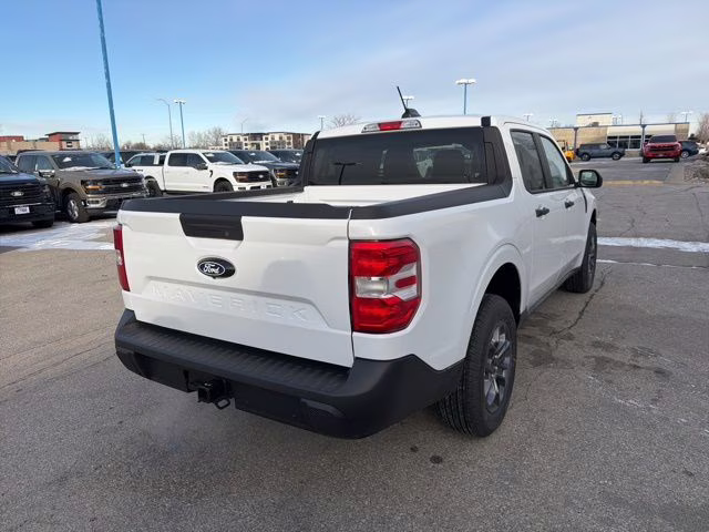 2026 Oxford White Ford Maverick XLT FWD Truck
