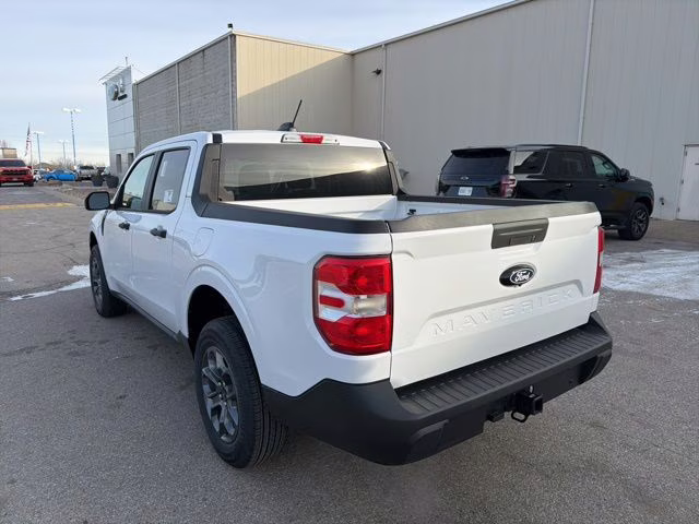 2026 Oxford White Ford Maverick XLT FWD Truck