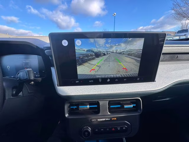 2026 White Metallic Ford Maverick XLT AWD Truck