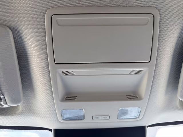 2026 White Metallic Ford Maverick XLT AWD Truck