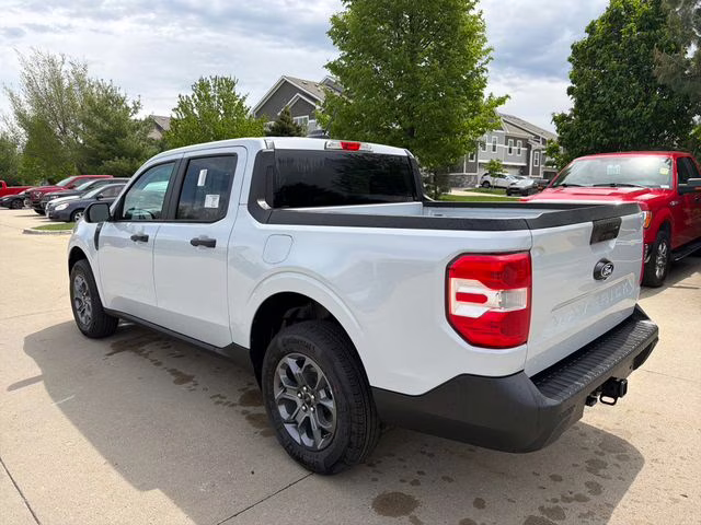 2026 White Metallic Ford Maverick XLT AWD Truck