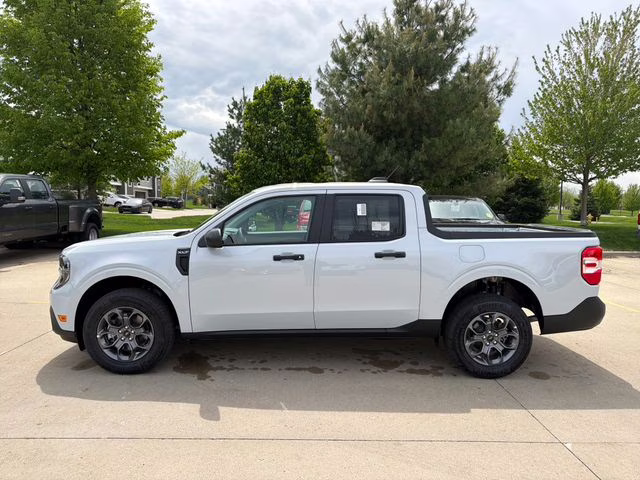 2026 White Metallic Ford Maverick XLT AWD Truck
