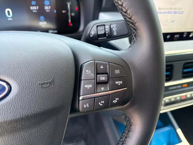 2026 White Metallic Ford Maverick XLT AWD Truck