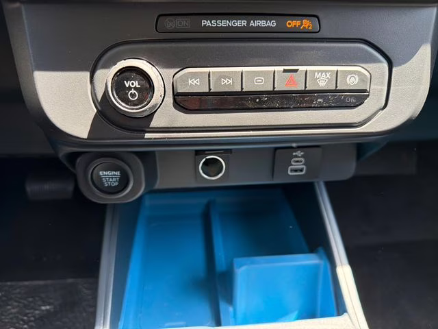 2026 White Metallic Ford Maverick XLT AWD Truck