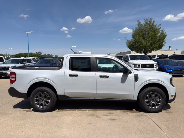 2026 White Metallic Ford Maverick XLT AWD Truck