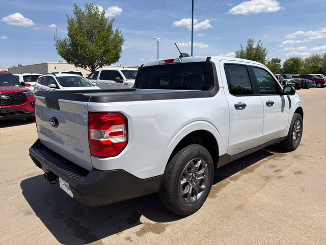 2026 White Metallic Ford Maverick XLT AWD Truck