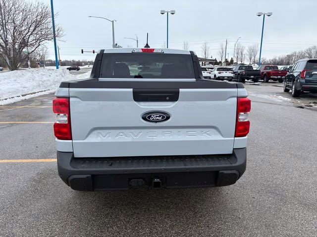 2026 White Metallic Ford Maverick XLT AWD Truck