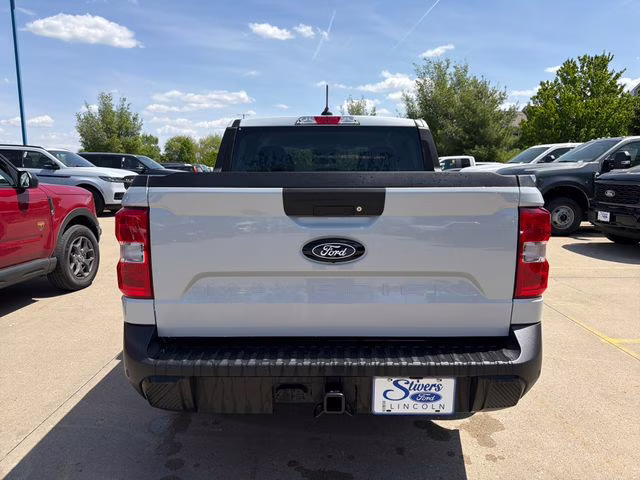 2026 White Metallic Ford Maverick XLT AWD Truck