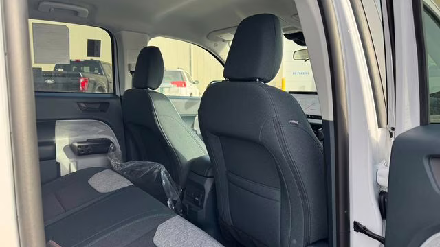 2026 Oxford White Ford Maverick XLT AWD Truck