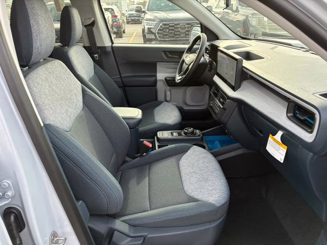 2026 White Metallic Ford Maverick XLT AWD Truck