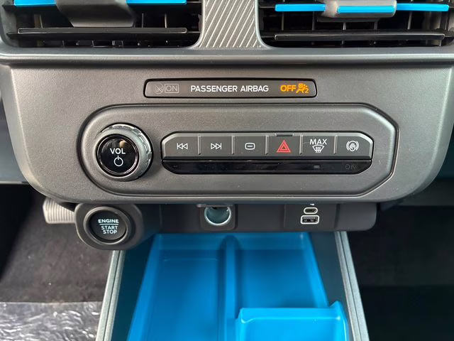 2026 White Metallic Ford Maverick XLT AWD Truck