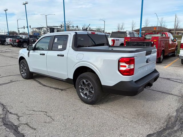 2026 White Metallic Ford Maverick XLT AWD Truck