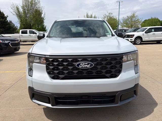2026 White Metallic Ford Maverick XLT AWD Truck