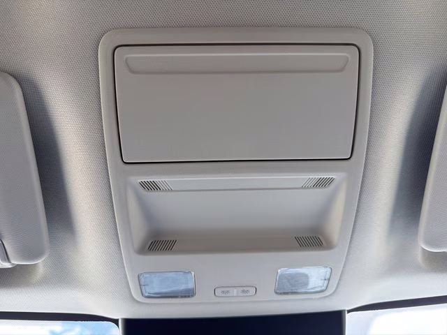 2026 White Metallic Ford Maverick XLT AWD Truck