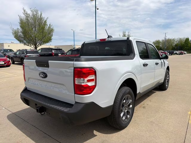 2026 White Metallic Ford Maverick XLT AWD Truck