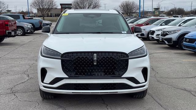 2026 Pristine White Metallic Tri-Coat Lincoln Aviator Premiere AWD SUV