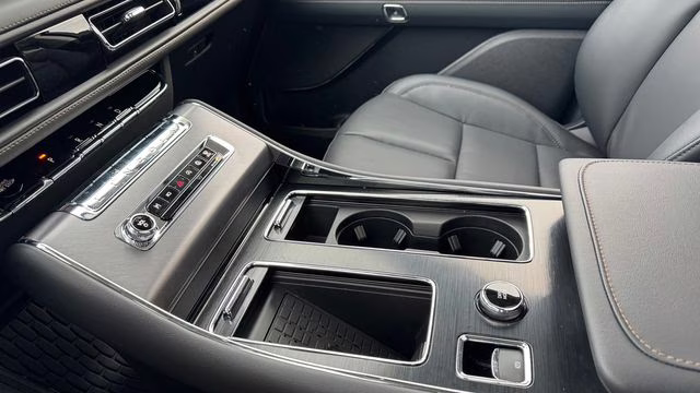 2026 Pristine White Metallic Tri-Coat Lincoln Aviator Premiere AWD SUV