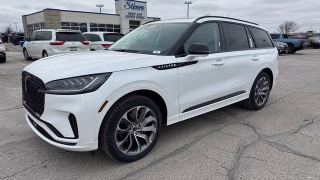 2026 Pristine White Metallic Tri-Coat Lincoln Aviator Premiere AWD SUV