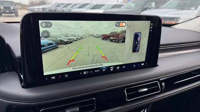 2026 Pristine White Metallic Tri-Coat Lincoln Aviator Premiere AWD SUV