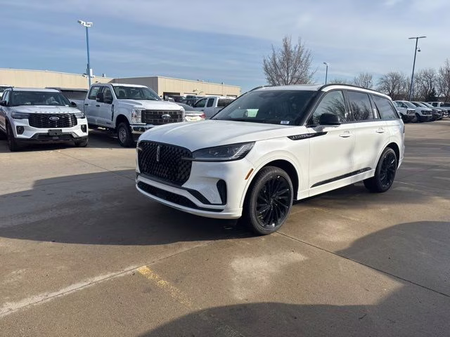 2026 Pristine White Metallic Tri-Coat Lincoln Aviator Reserve AWD SUV