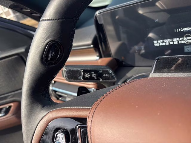 2026 Pristine White Metallic Tri-Coat Lincoln Aviator Reserve AWD SUV