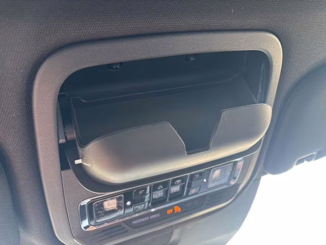 2026 Pristine White Metallic Tri-Coat Lincoln Aviator Reserve AWD SUV